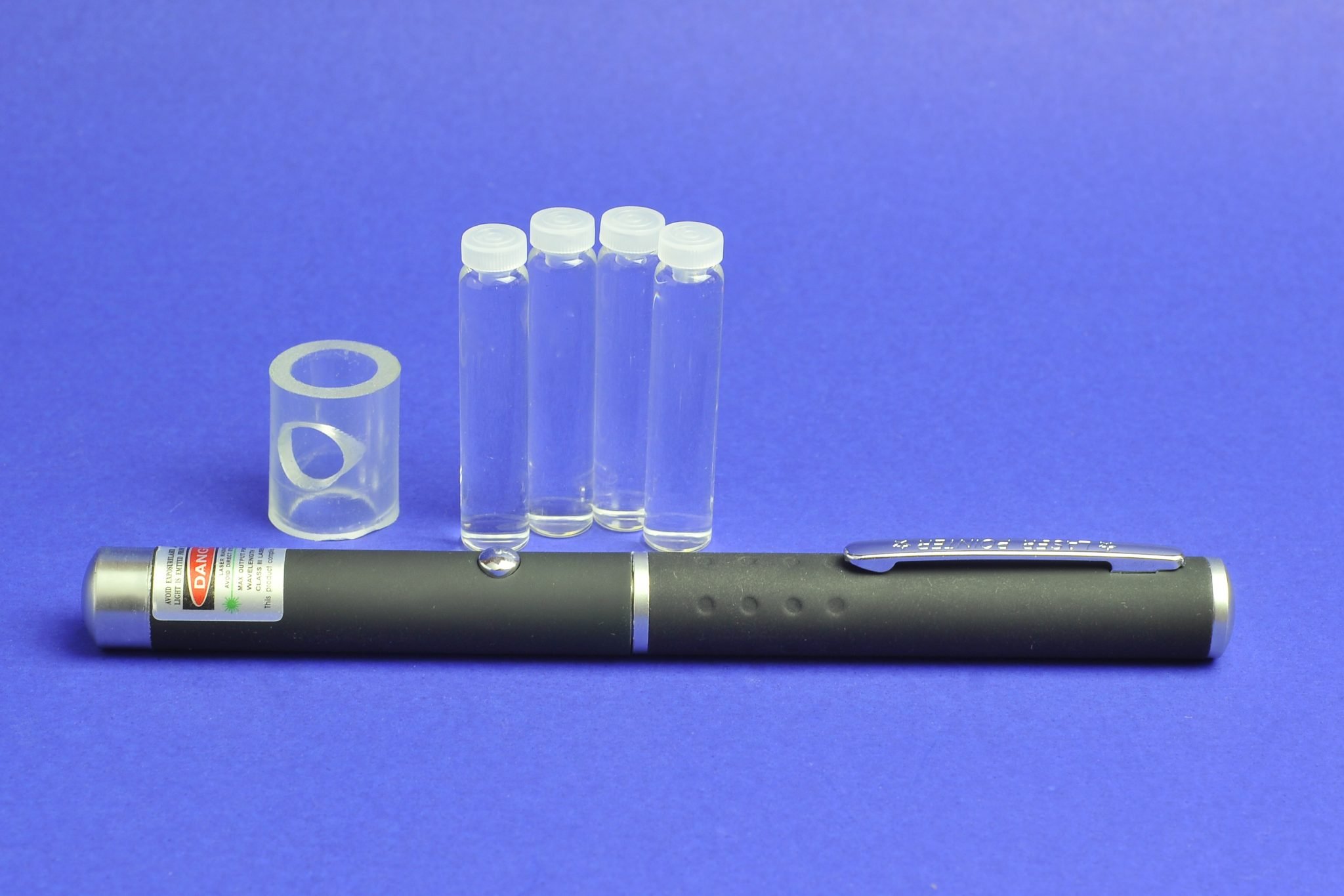 Laser Detox Kit: AAA Batteries